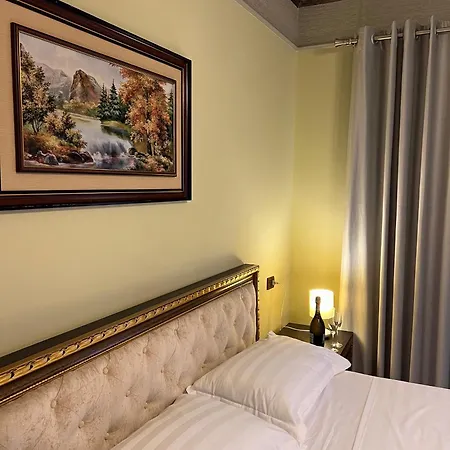 Sofra Hotel Kryemedhej