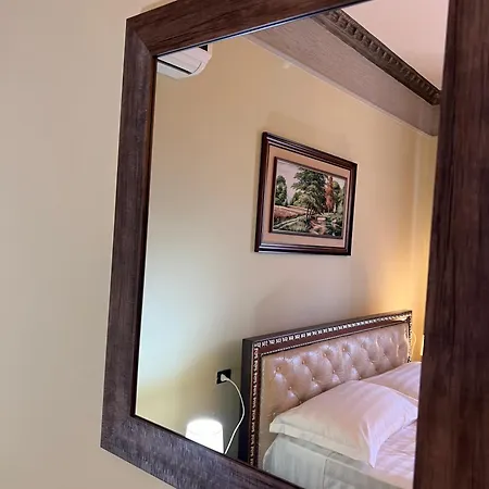 Sofra Hotel Kryemedhej