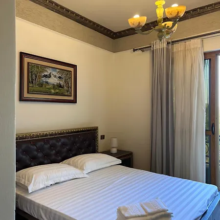 Sofra فندق Kryemëdhej